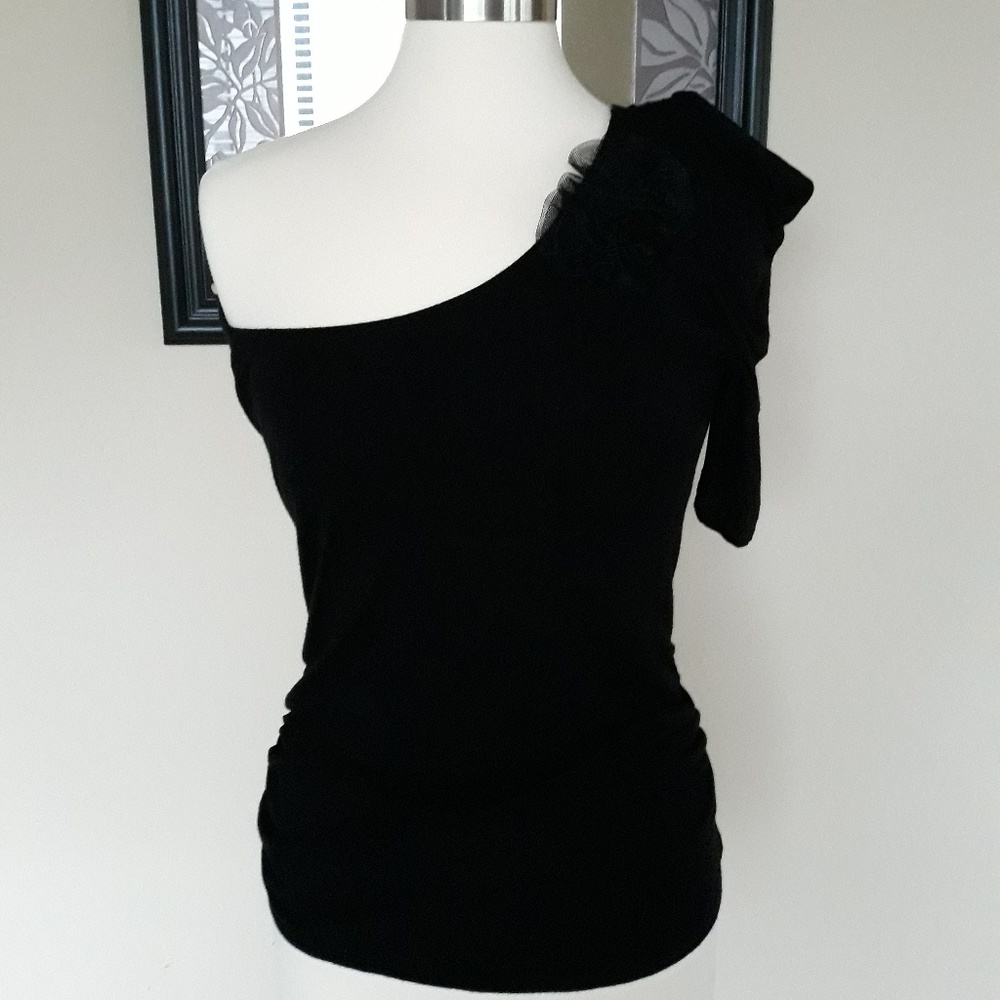 One Shoulder black Top w/blk mesh flower accent